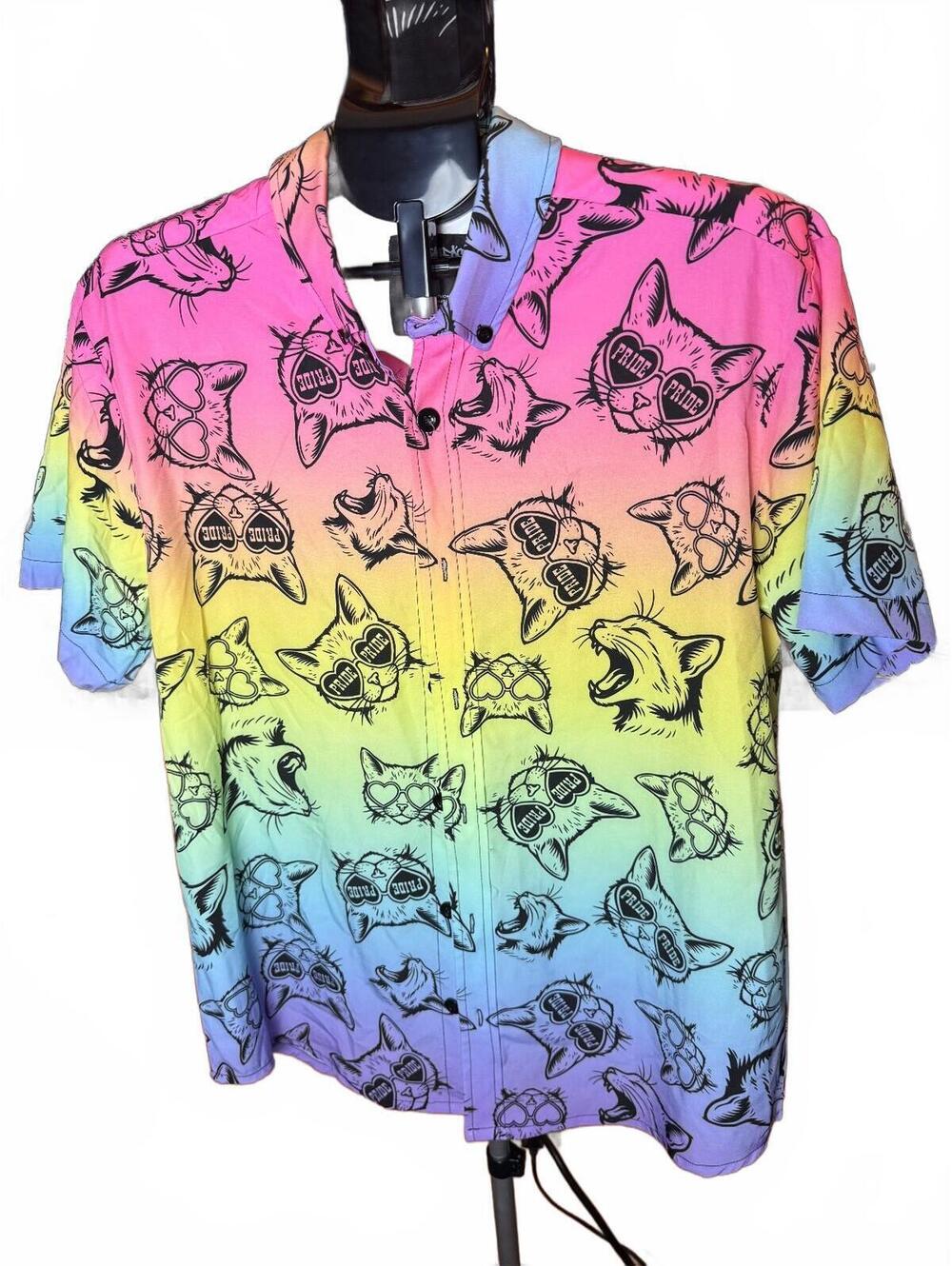 NWOT Spencers sz L Colorful rainbow pride Gradient Cat Print Button Up Shirt